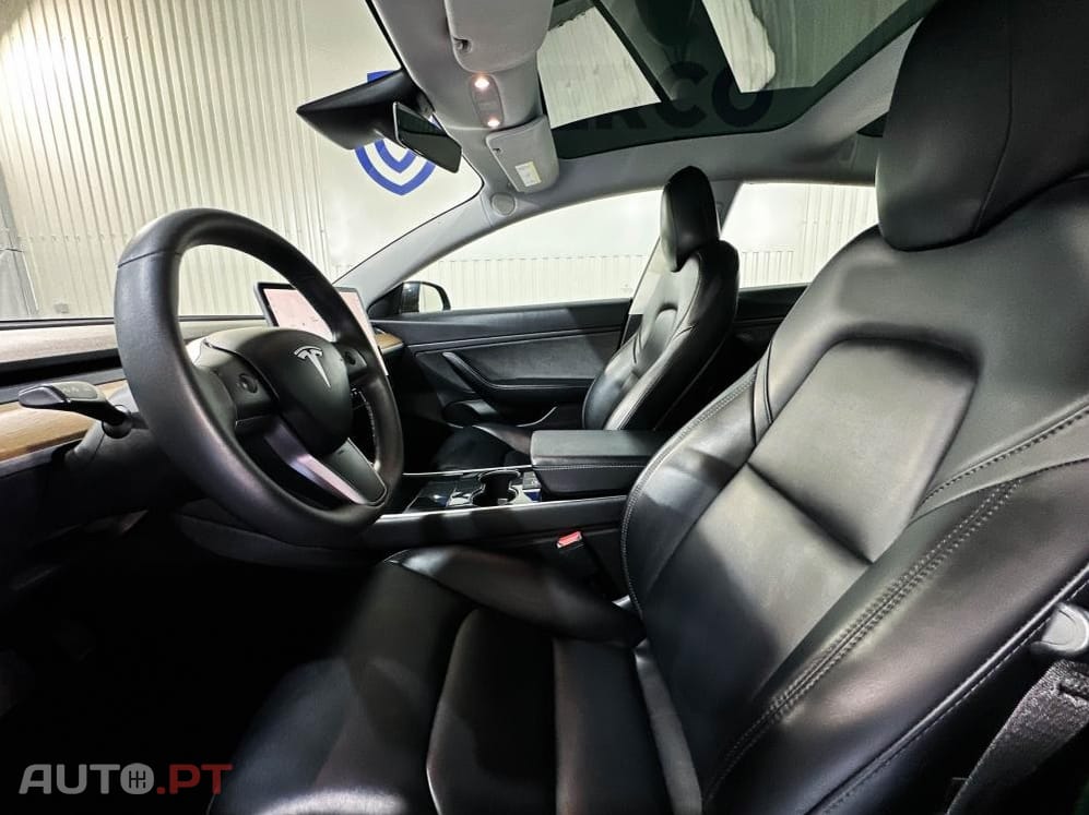Tesla Model 3 LONG RANGE DUAL MOTOR AWD
