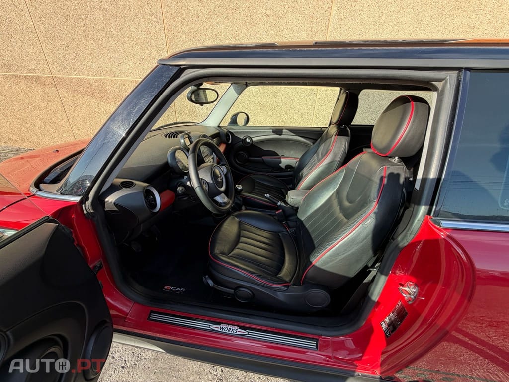 MINI Cooper Cooper D