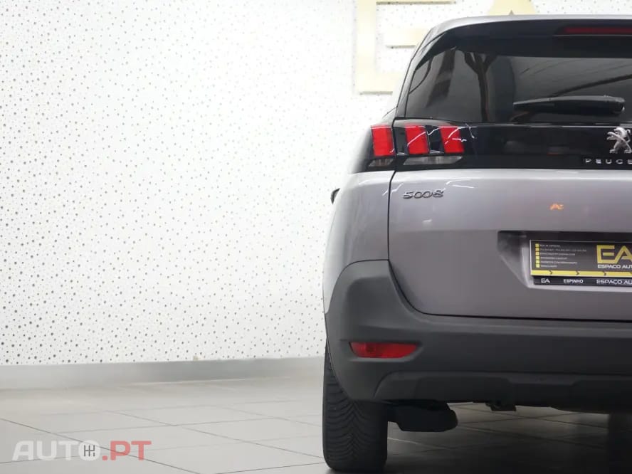 Peugeot 5008 1.5 BlueHDi Allure EAT8