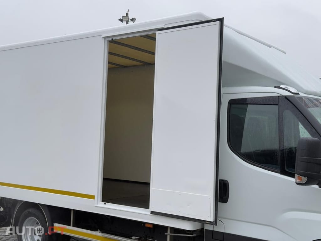 Iveco Daily 3.0 - 210 CAVALOS