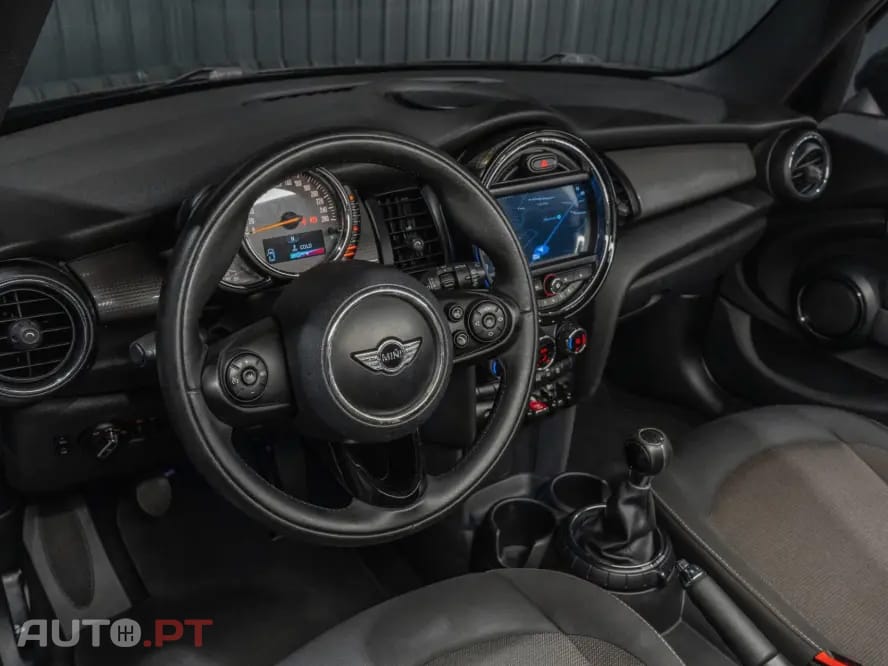 MINI Cooper Cooper D