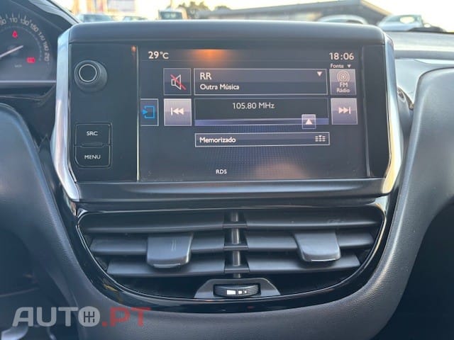 Peugeot 208 1.6 BlueHDi Style