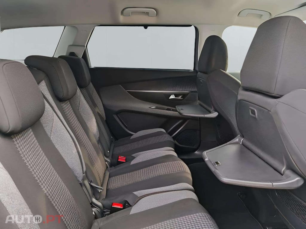 Peugeot 5008 1.5 BlueHDI 130 EAT8 