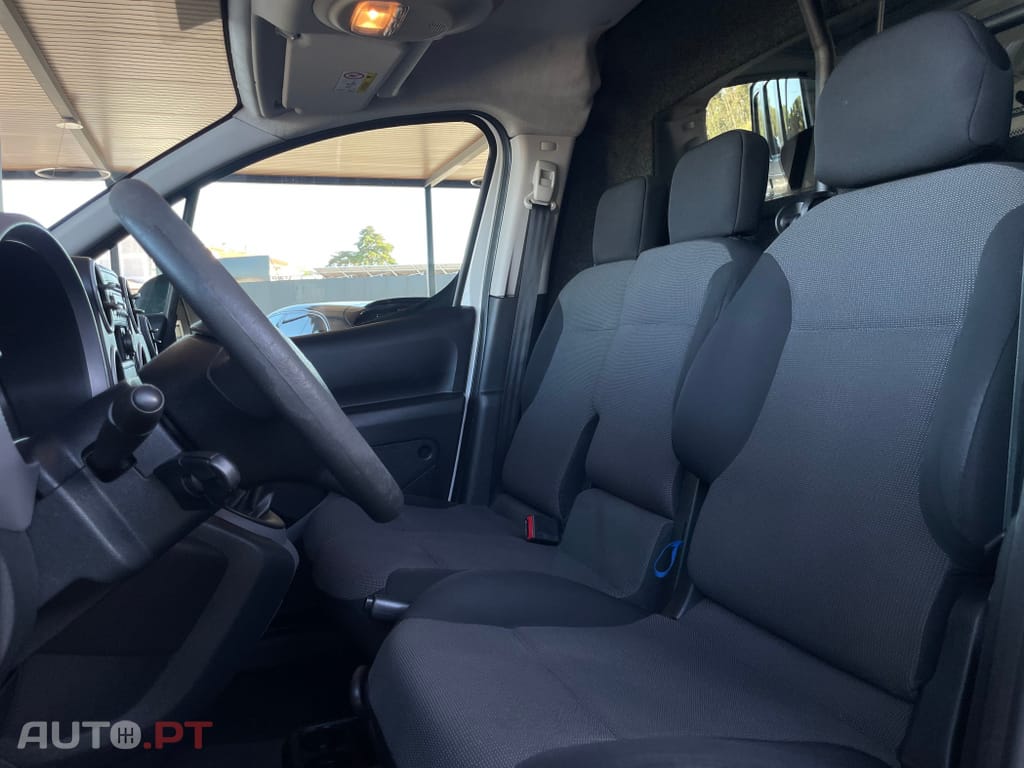 Peugeot Partner 1.6 BlueHDi L1 Premium 3L