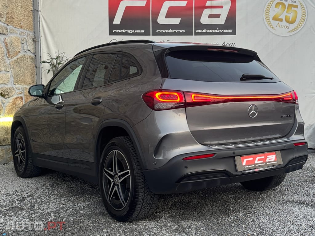 Mercedes-Benz EQA 250 AMG Line IVA Dedutível