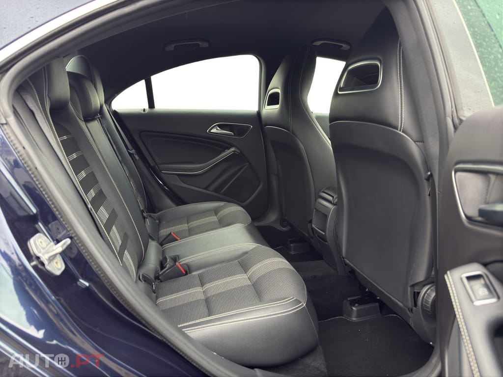 Mercedes-Benz CLA 180 d Urban