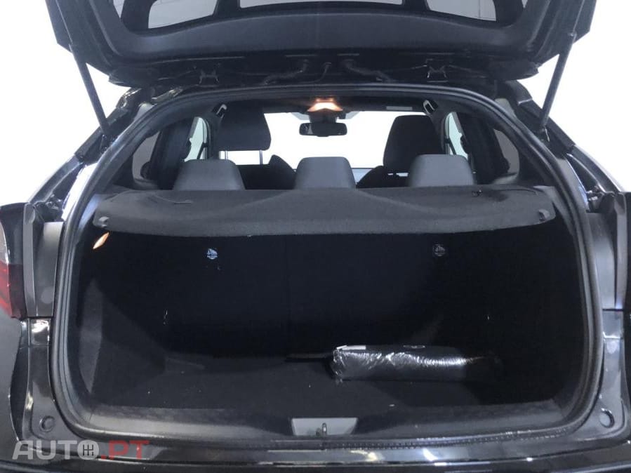 Toyota C-HR 1.8 Hybrid Dynamic Business