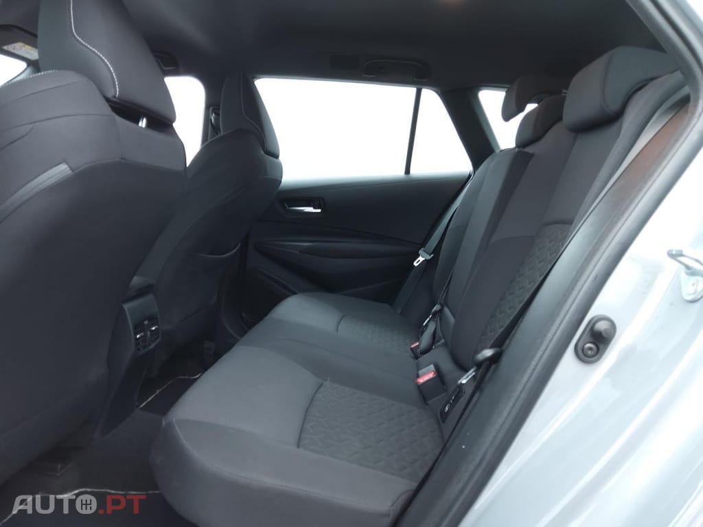 Toyota Corolla Touring Sports 1.8 Hybrid Dynamic Business