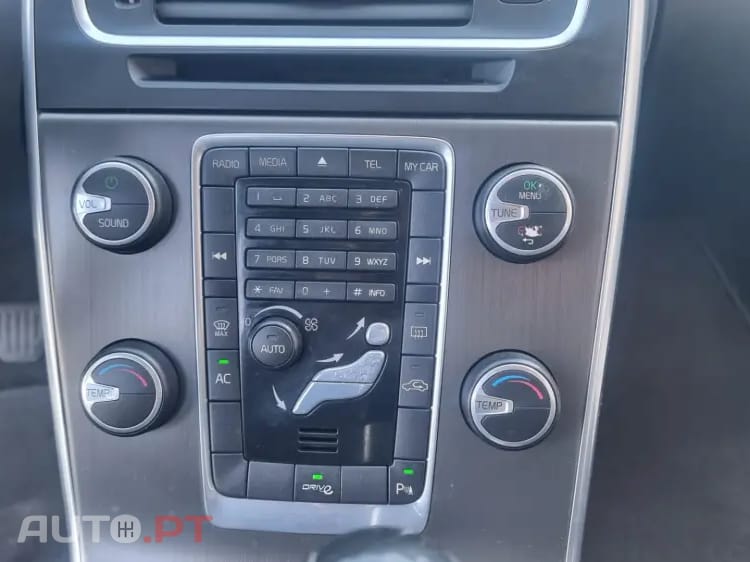 Volvo V60 1.6 D2 Momentum Eco