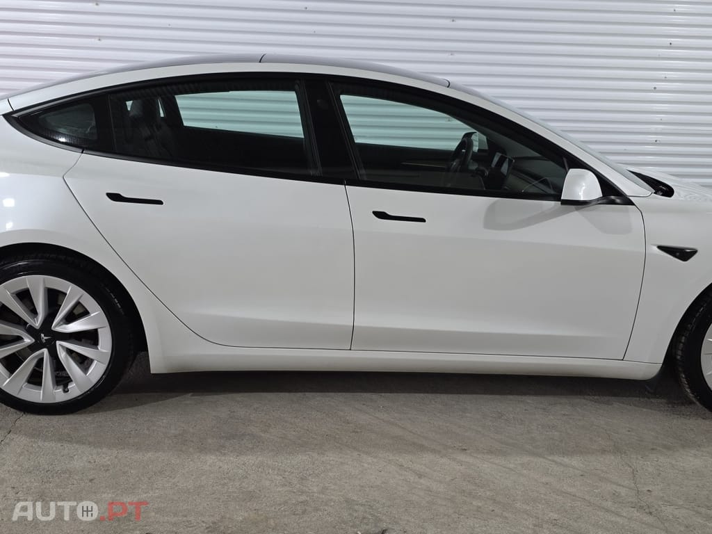 Tesla Model 3 Long Range AWD Dual Motor