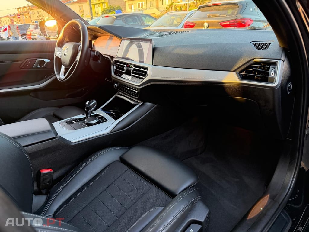 BMW 320 e Line Sport Auto