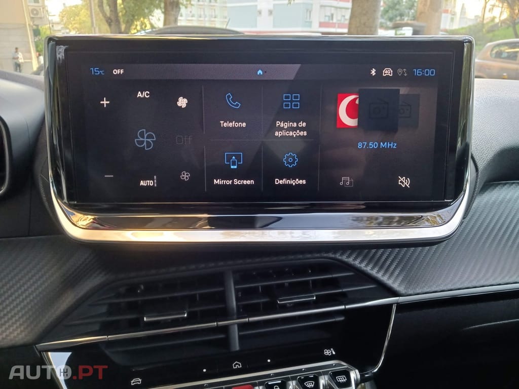 Peugeot 208 1.2 Hybrid Allure e-DCS6