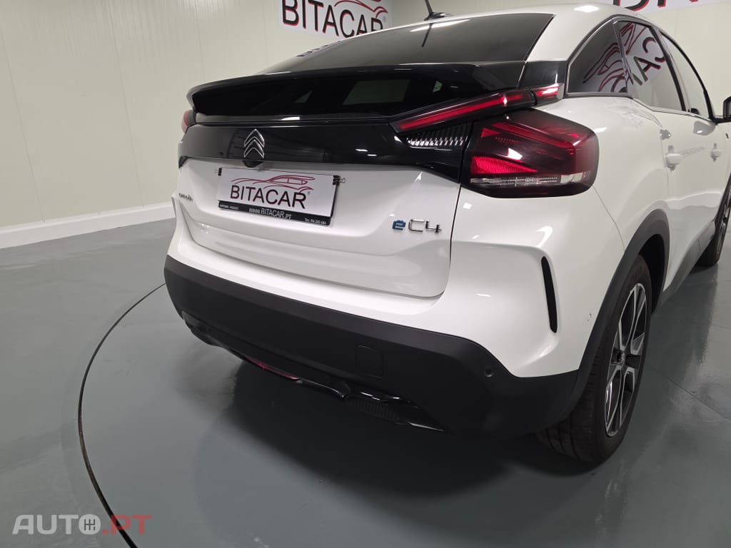 Citroën e-C4 50 kWh Shine — fotografia 50
