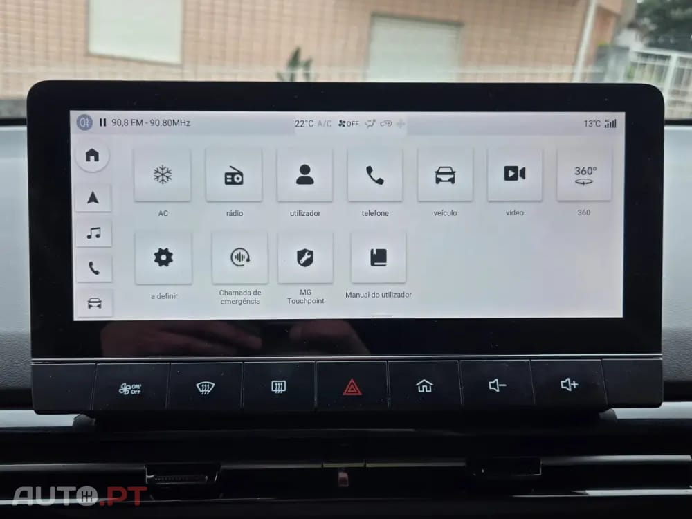 MG MG4 64 kWh Luxury