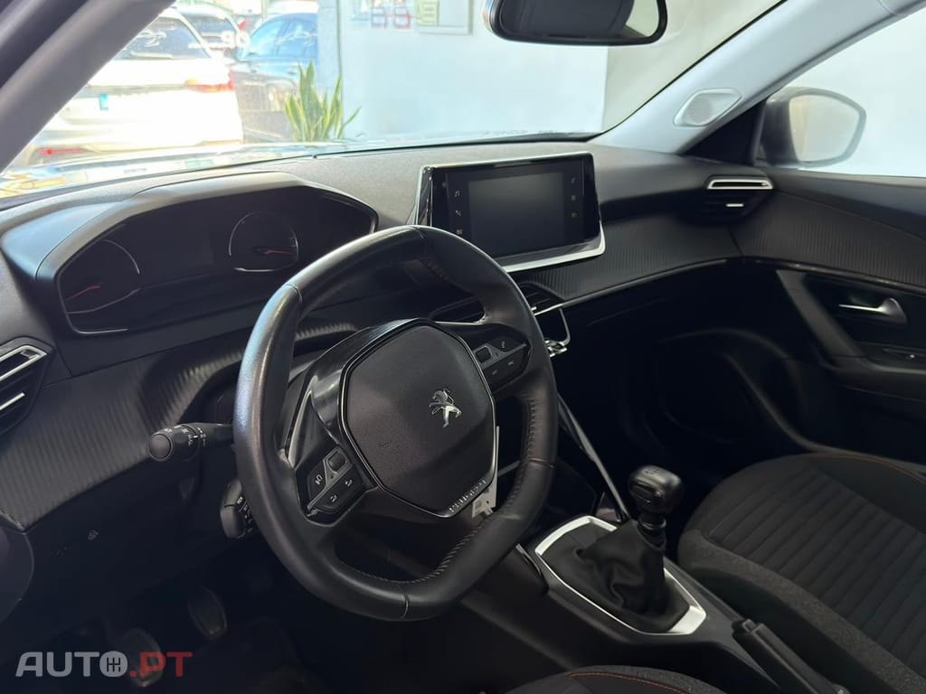 Peugeot 2008 1.5 BlueHDi Active Pack