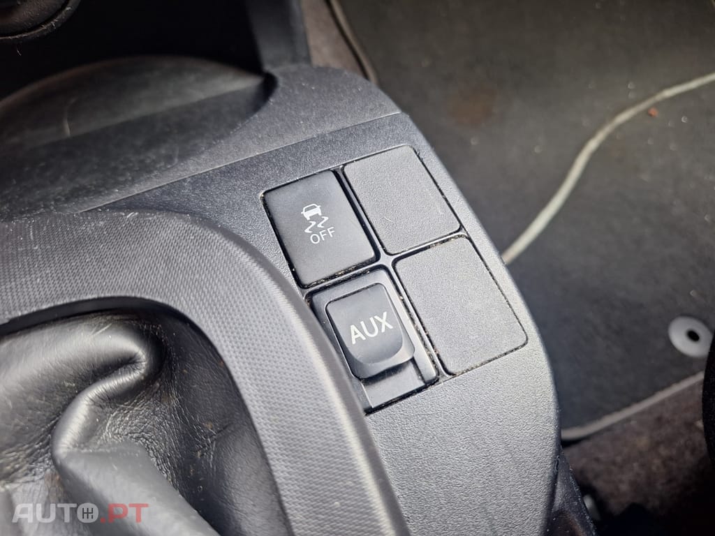 Toyota iQ 1.0 VVT-i 2