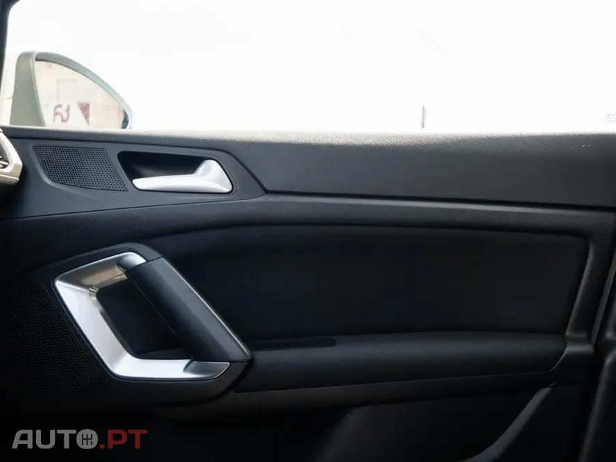 Peugeot 308 1.5 BlueHDi Business Line