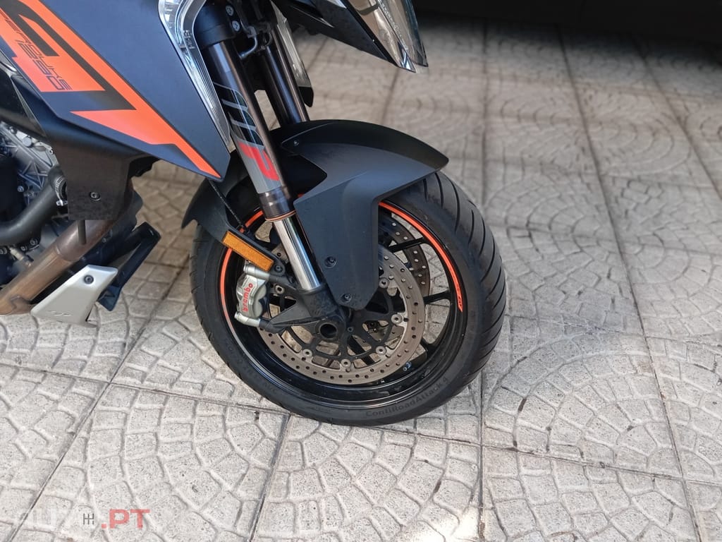 KTM Superduke GT 1290 ABS 172CV
