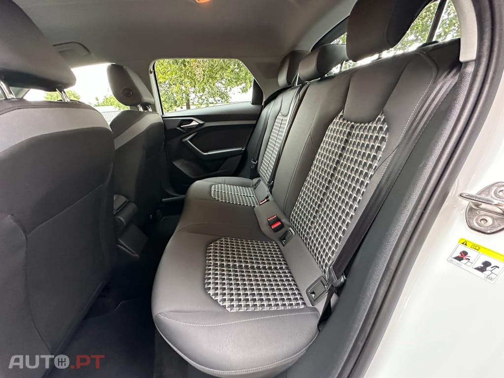 Audi A1 30 TFSI S line S tronic