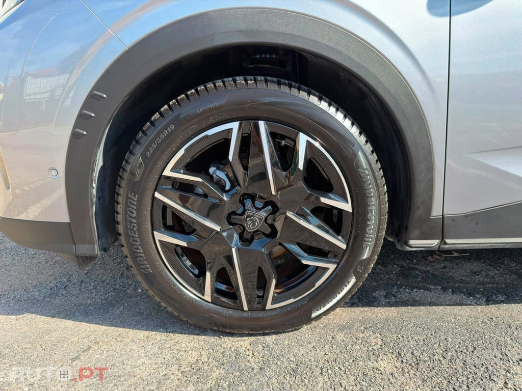 Peugeot 3008 1.2 Hybrid Allure e-DCS6