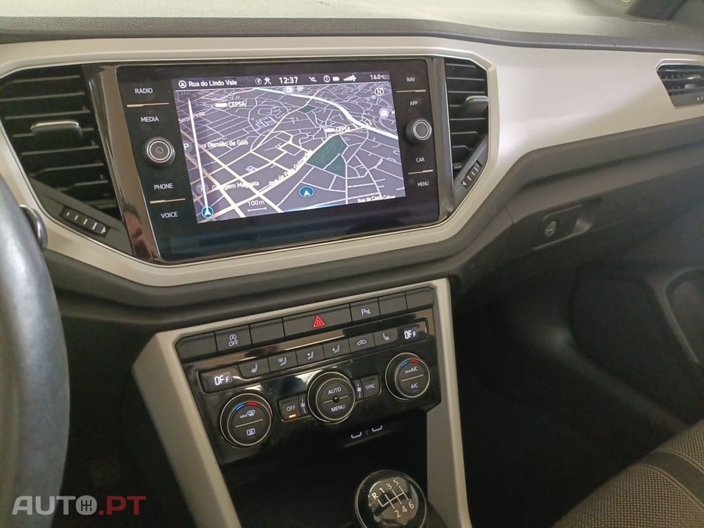 Volkswagen T-Roc 1.0 TSI OPF ACTIVE