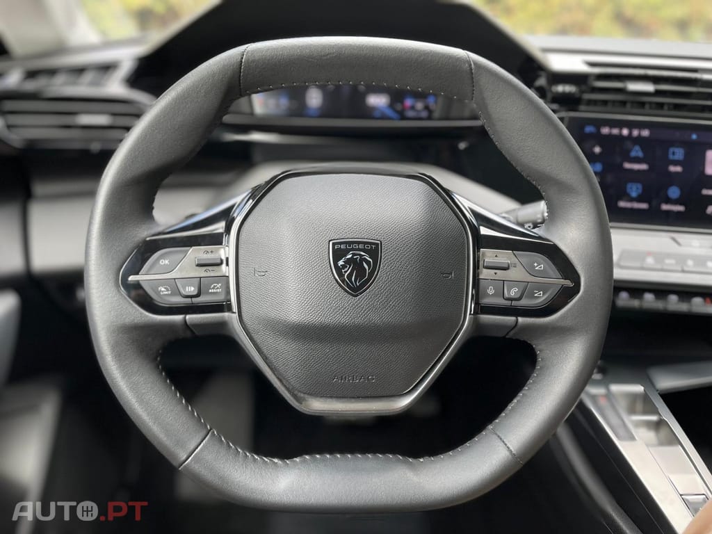 Peugeot 308 PureTech 130 EAT8 Active Pack
