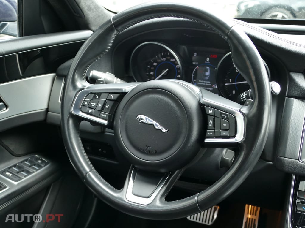 Jaguar XF 2.0 D Prestige Aut.