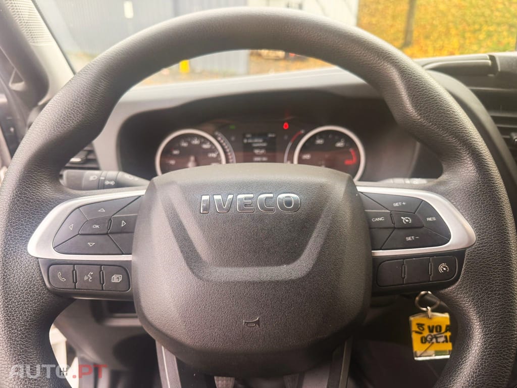 Iveco Daily 2.3 35S14 L5H2 18m3