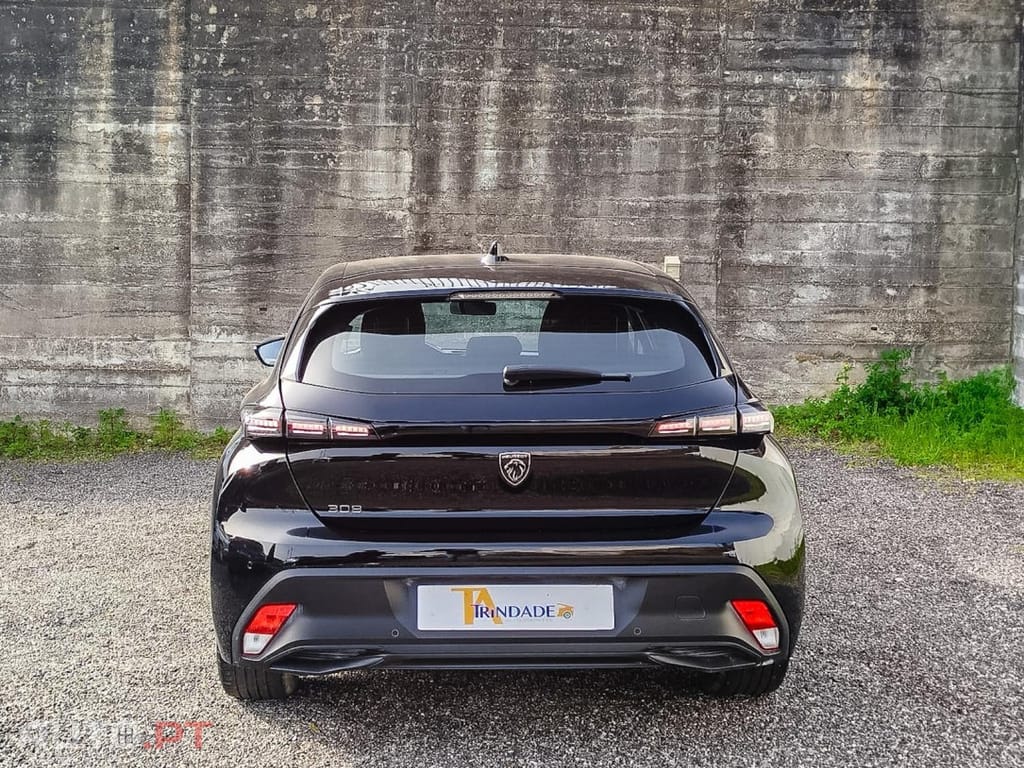 Peugeot 308 PureTech 130 EAT8 Active Pack