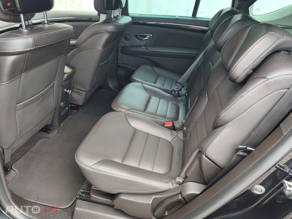 Renault Espace 1.6 dCi Initiale Paris EDC