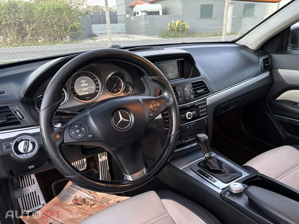 Mercedes-Benz E 250 CDi BlueEfficiency Auto