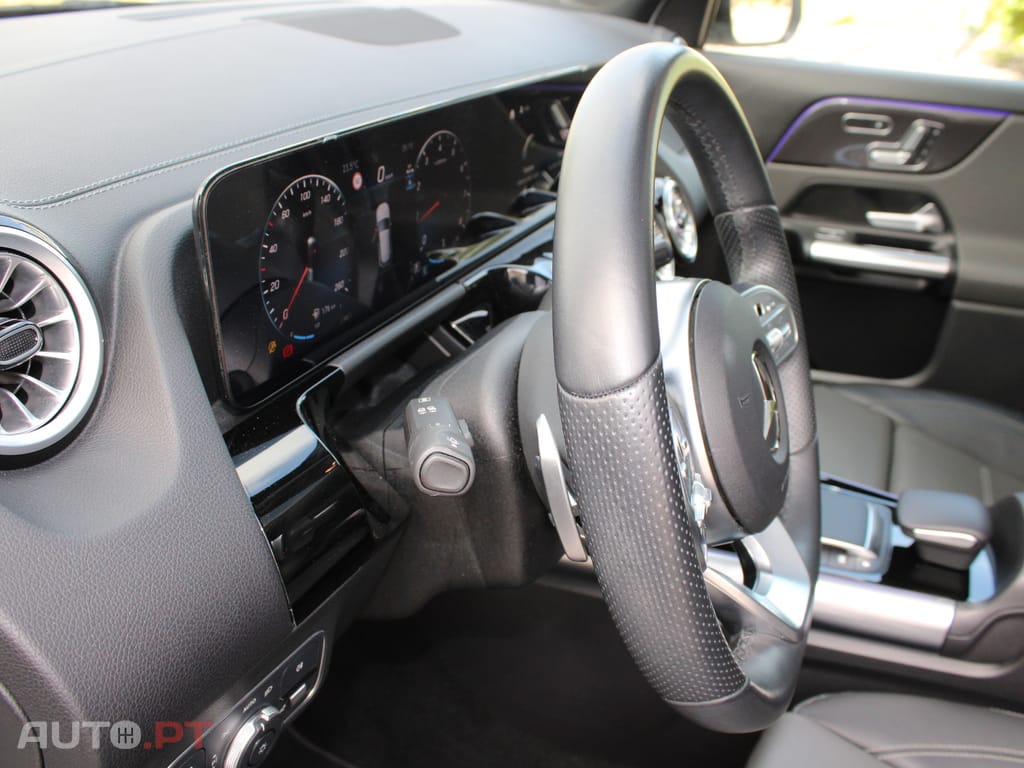 Mercedes-Benz GLA 200 AMG Line
