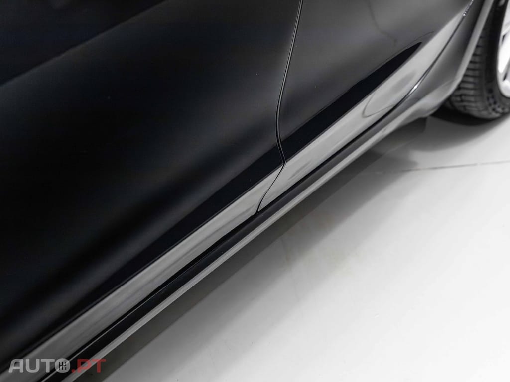 Tesla Model 3 Standard Range Plus RWD