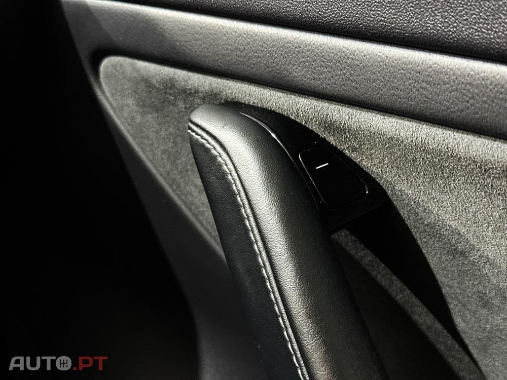 Tesla Model 3 Long-Range Dual Motor AWD
