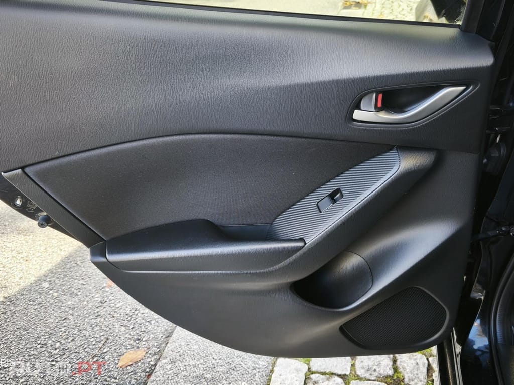 Mazda 3 1.5 Sky-G Evolve