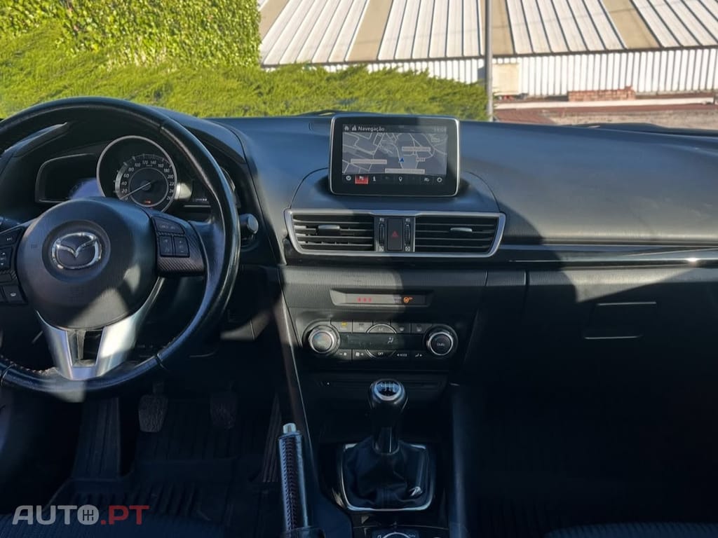 Mazda 3 HBack pack navi
