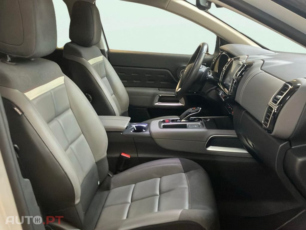 Citroen C5 Aircross 1.6 Hybrid Shine e-EAT8