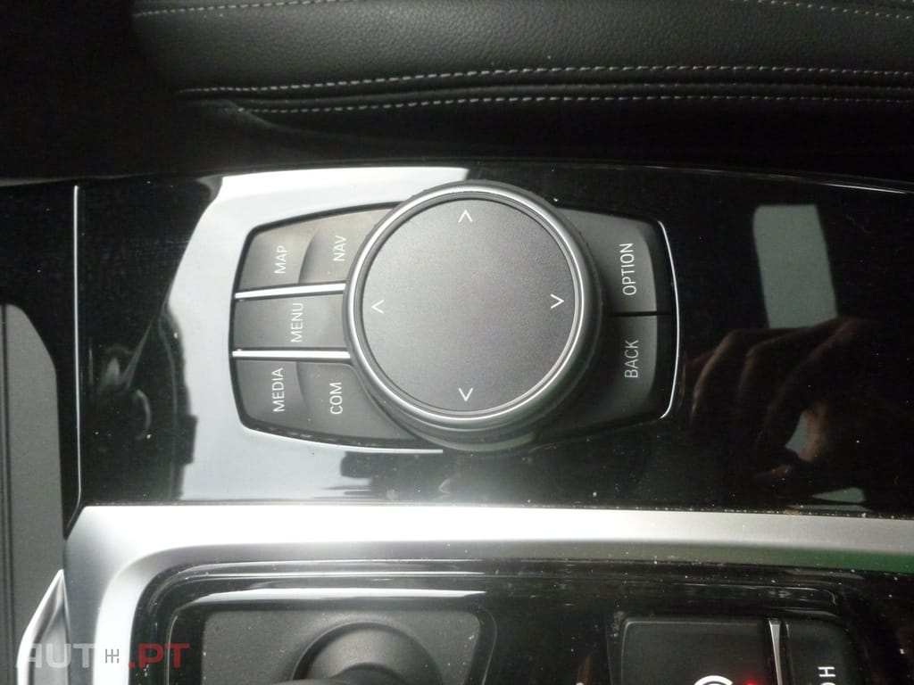 BMW iX3 74 kWh Impressive