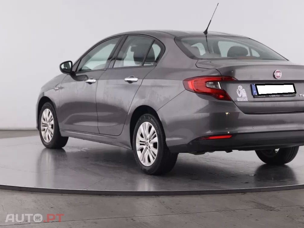 Fiat Tipo 1.3 M-Jet Easy J17