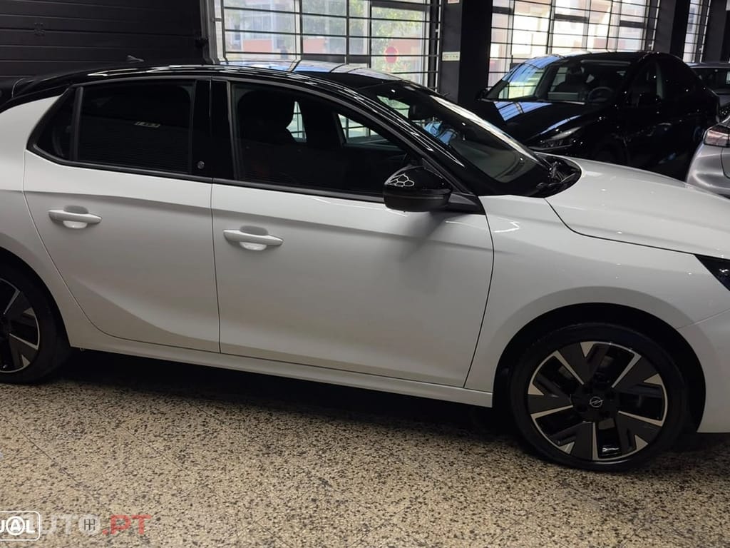 Opel Corsa-E GS Line