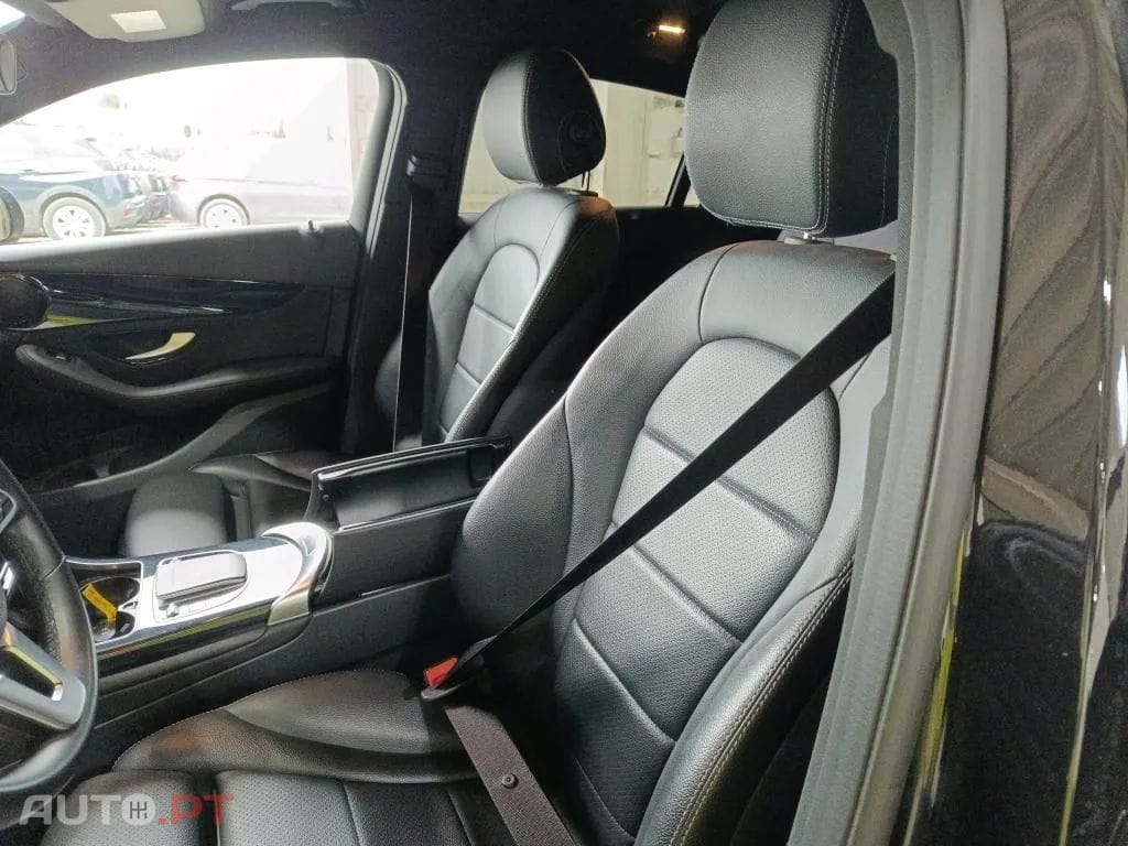 Mercedes-Benz GLC 300 de Coupé 4Matic