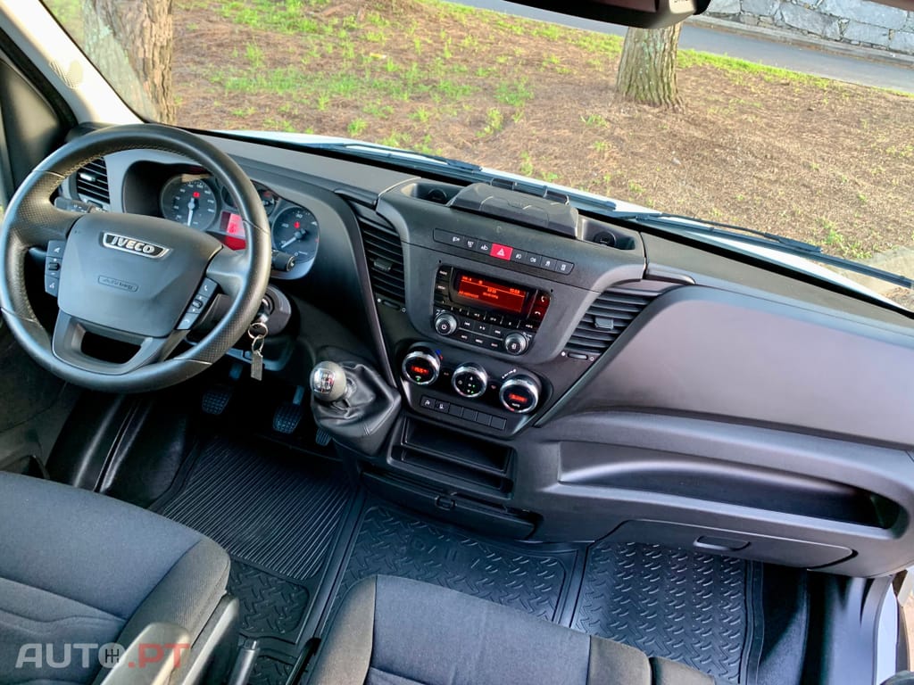 Iveco Daily 3.0 35S15V 4100 18m3