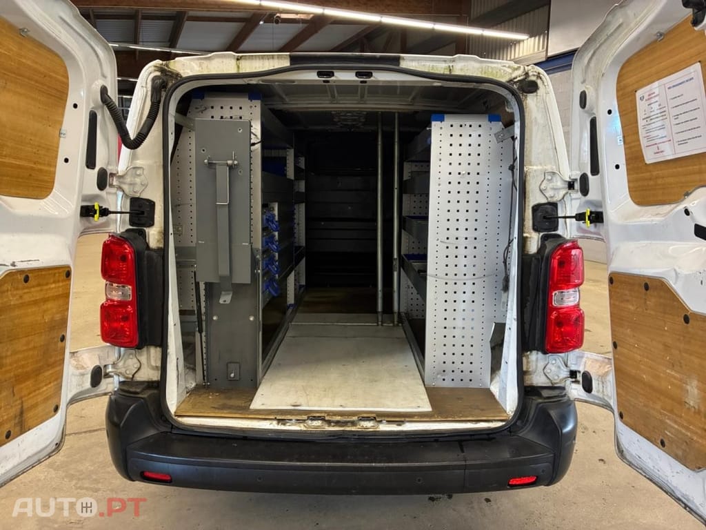 Peugeot Expert 2.0 BlueHDi Long Asphalt