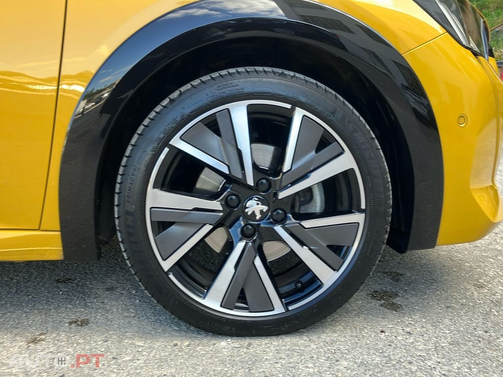 Peugeot 208 1.2 PureTech GT Line