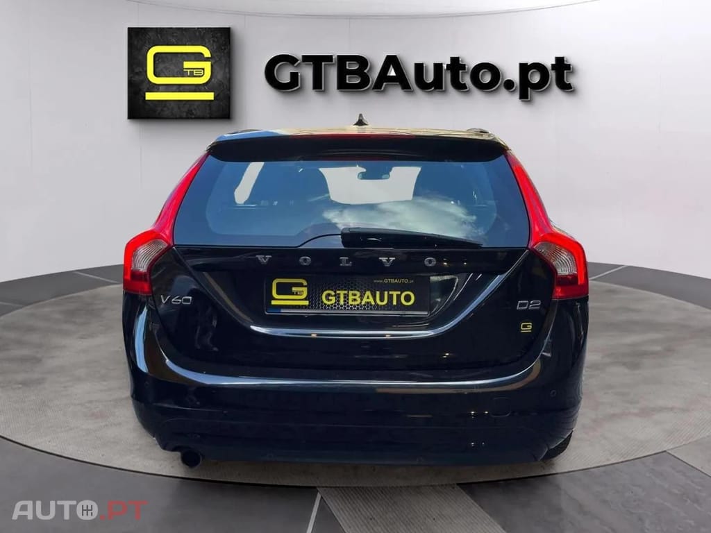 Volvo V60 2.0 D2 Momentum