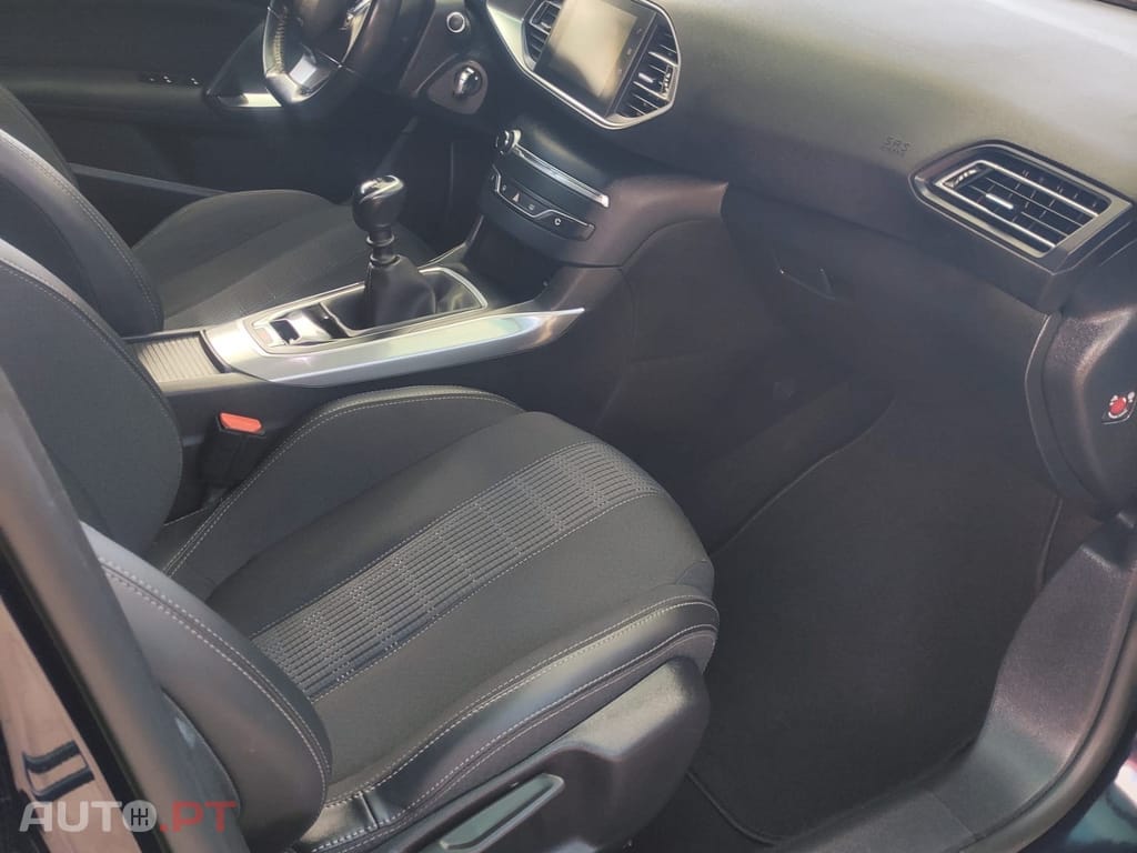 Peugeot 308 SW 1.5 BlueHDi Allure