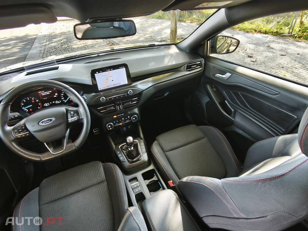 Ford Focus SW 1.0 EcoBoost MHEV ST-Line