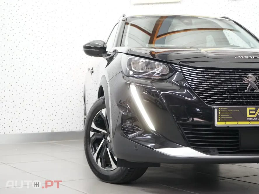 Peugeot 2008 1.2 PureTech Allure