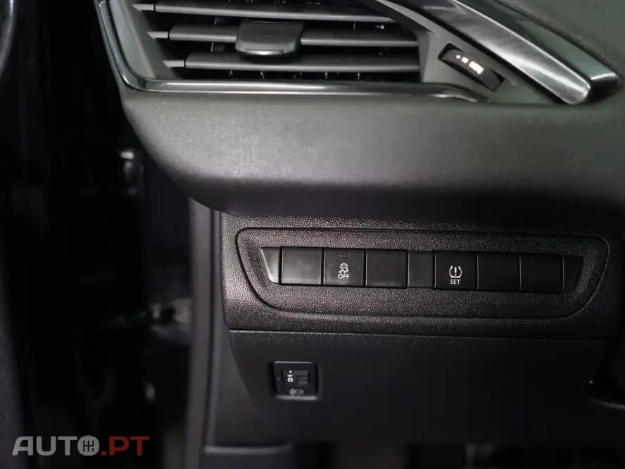 Peugeot 208 1.2 PureTech Allure