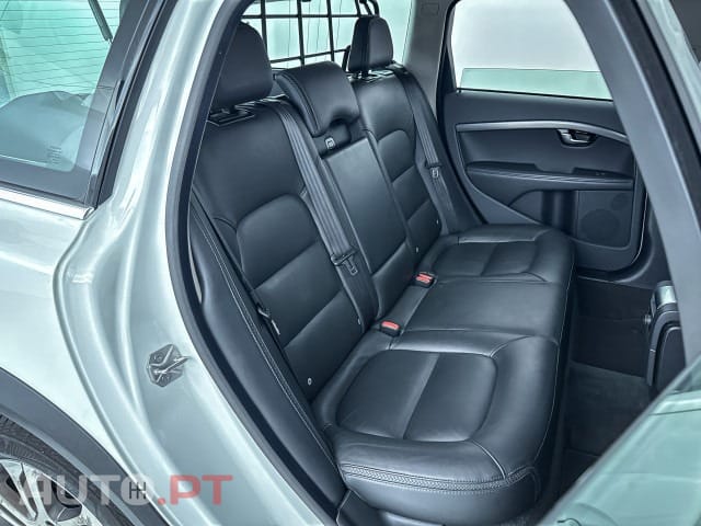 Volvo XC70 2.0 D4 181cv